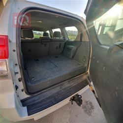 تۆیۆتا لاندكروزر پرادۆ